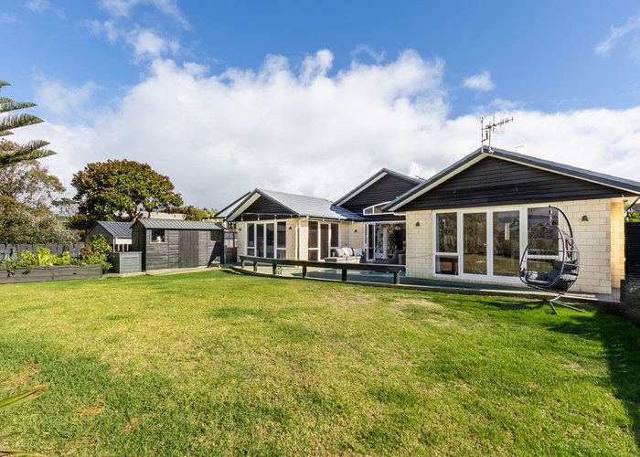  at 196 Tutere Street, Waikanae Beach, Kapiti Coast, Wellington