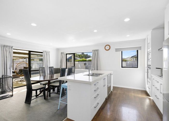  at 16A Sunstone Crescent, Brown Owl, Upper Hutt, Wellington