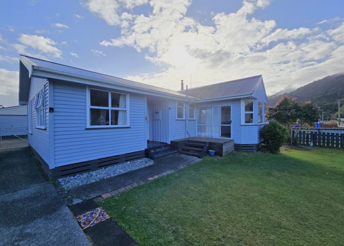  at 60 Richmond Street, Cobden, Grey, West Coast
