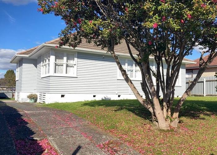  at 18 Crown Crescent, Otara, Manukau City, Auckland