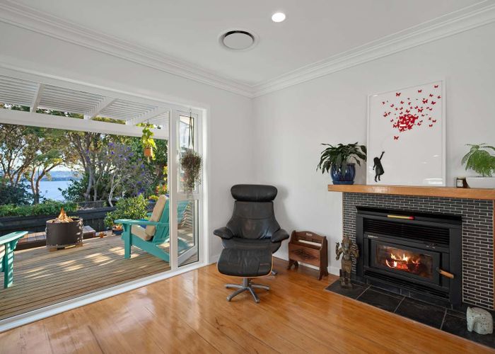  at 1/146 Rangatira Road, Beach Haven, North Shore City, Auckland