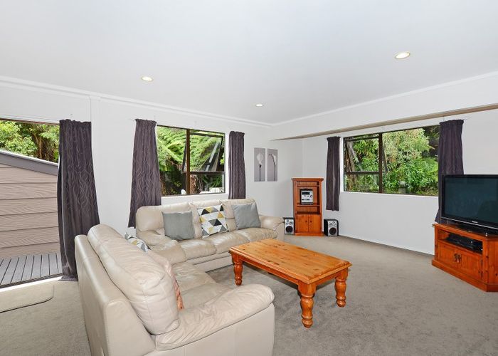  at 13 King Charles Drive, Kingsley Heights, Upper Hutt