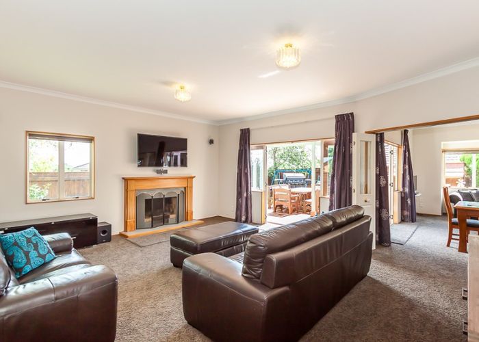  at 12 Greenwood Place, Fitzherbert, Palmerston North