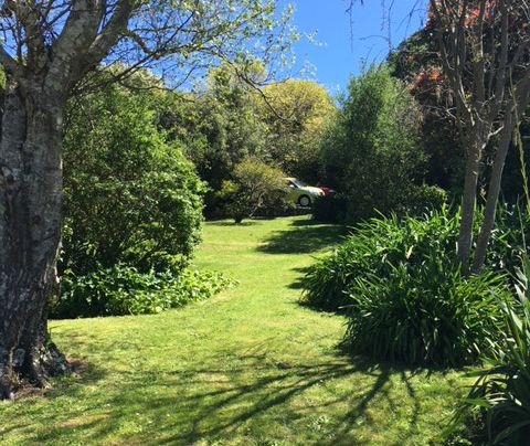  at 27 Ranui Terrace, Tawa, Wellington