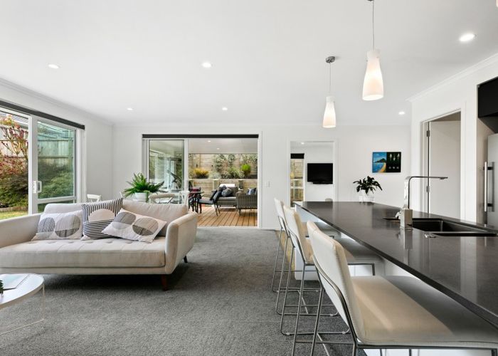  at 22 Ballintoy Park Drive, Welcome Bay, Tauranga