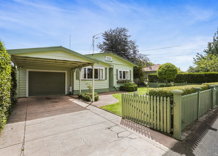 at 83 Nixon Street, Hamilton East, Hamilton