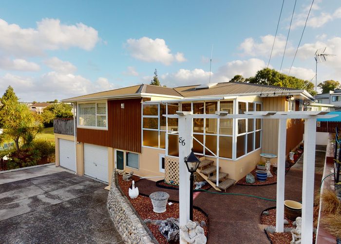  at 86 Holly Street, Avondale, Auckland