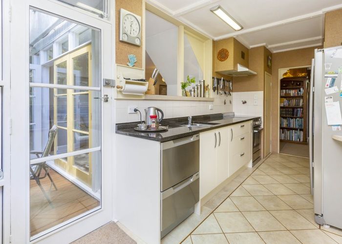  at 135 Pinehaven Road, Pinehaven, Upper Hutt
