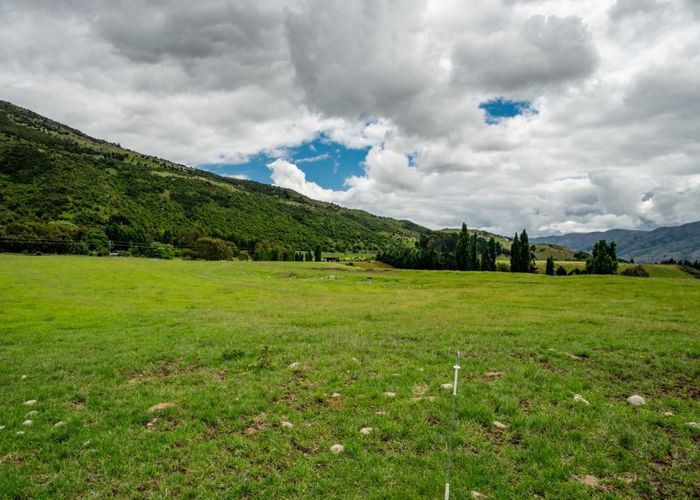  at 42C Gladsmuir Road, Queensberry, Cromwell