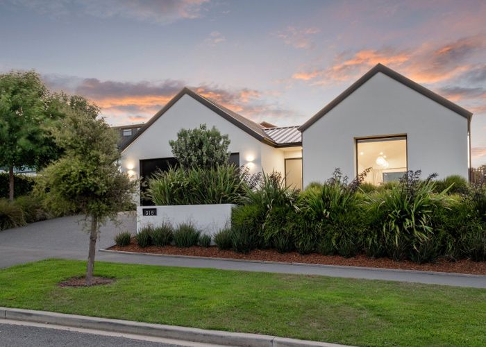  at 316 Worsleys Road, Westmorland, Christchurch City, Canterbury