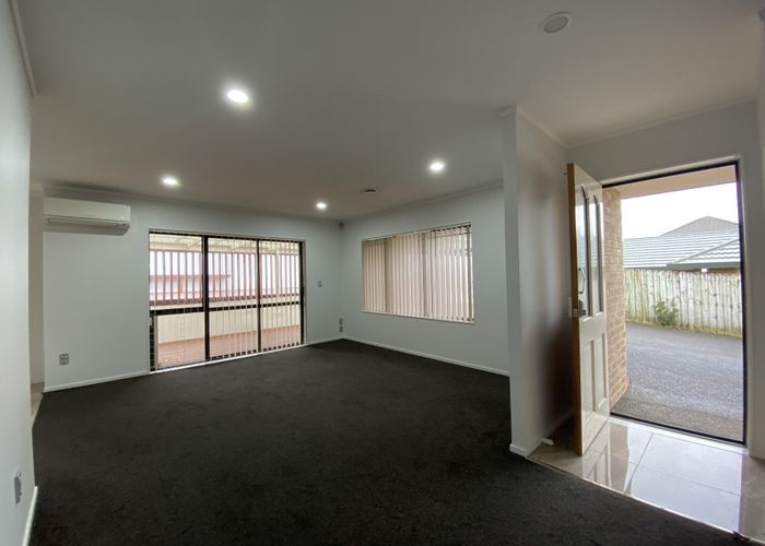  at 208 Botany Road, Botany Downs, Manukau City, Auckland