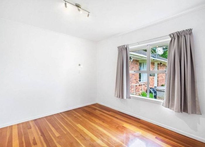  at 1/128 Taylors Road, Mount Albert, Auckland City, Auckland