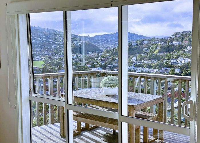  at 2/107 Allington Road, Karori, Wellington