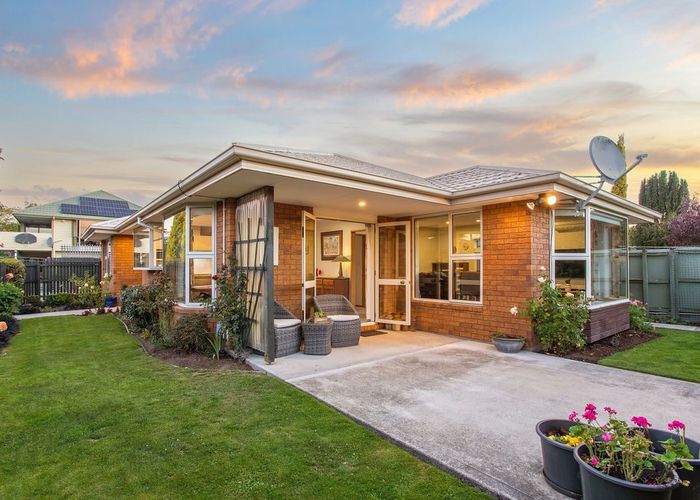  at 2/26 Studholme Street, Somerfield, Christchurch City, Canterbury