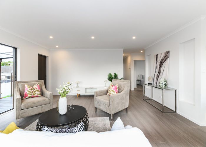  at 1/40 Matuhi Rise, Henderson, Waitakere City, Auckland