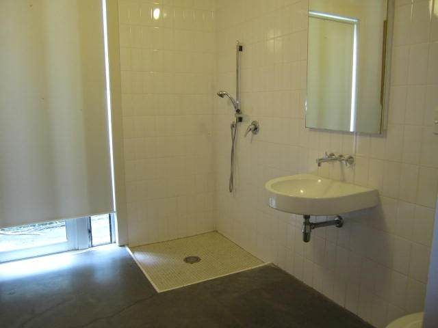  at 550A Beach Road, Rothesay Bay, North Shore City, Auckland