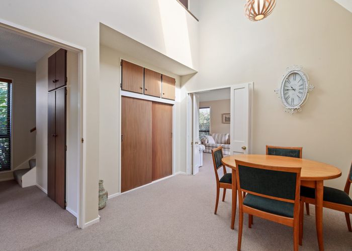  at 2/4 Gatonby Place, Avonhead, Christchurch City, Canterbury