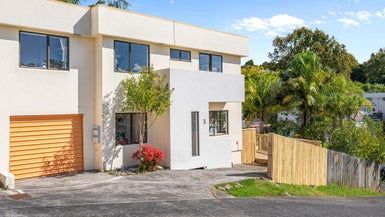  at 3/24 Eastglen Road, Glen Eden, Auckland