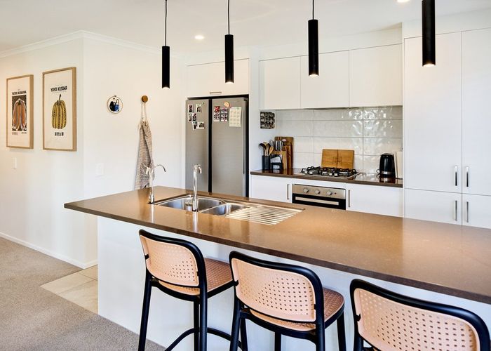  at 6 Topsail Way, Whitby, Porirua