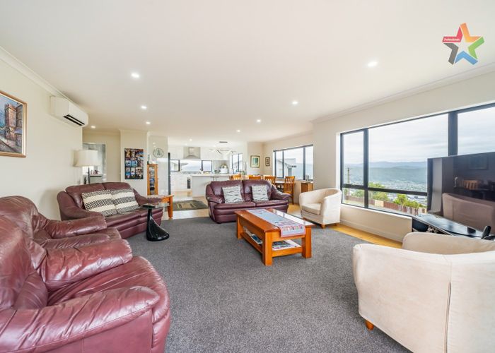 at 6 Poto Road, Normandale, Lower Hutt