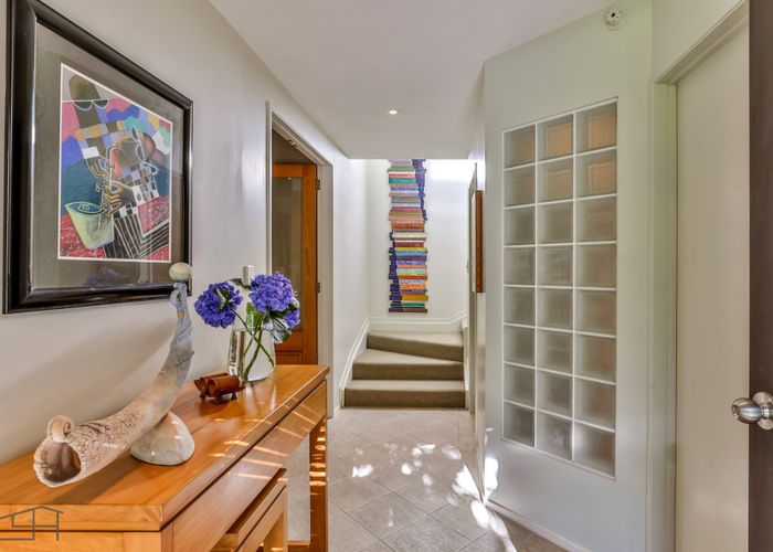  at 728B South Titirangi Road, Titirangi, Auckland