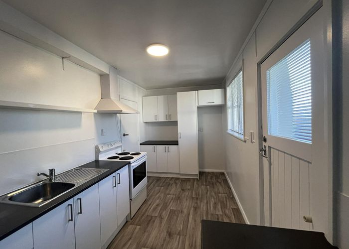  at 4/45 Pine Avenue, Ebdentown, Upper Hutt, Wellington