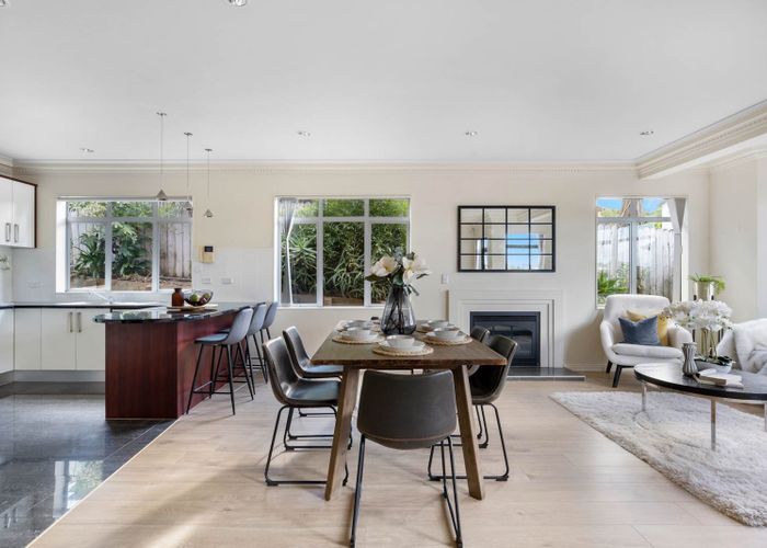  at 61 Medallion Drive, Oteha, Auckland