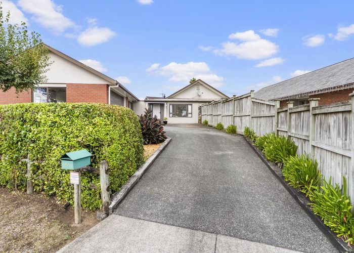  at 38 Lakeside Drive, Pahurehure, Papakura