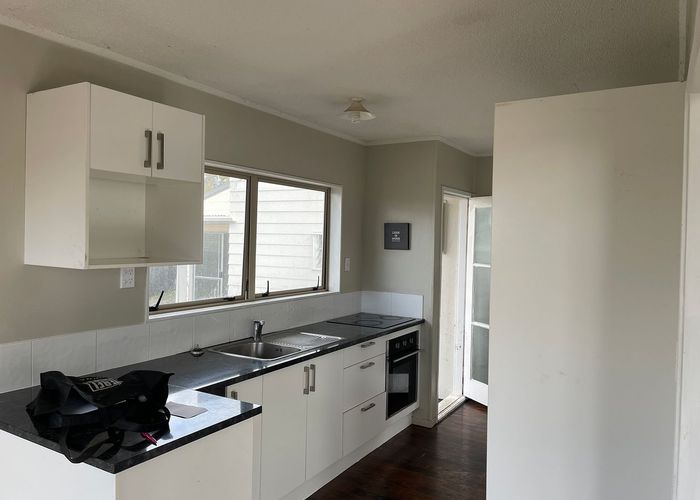  at 11 Frangipani Avenue, Manurewa, Manukau City, Auckland