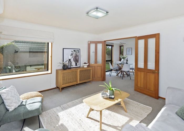  at 2/77 Hinau Street, Riccarton, Christchurch