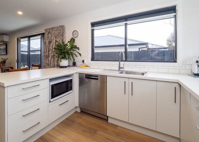  at 27 James Street, Allenton, Ashburton