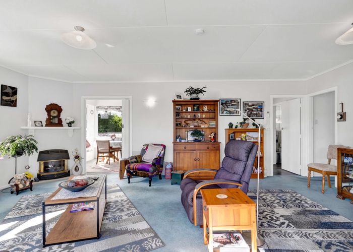  at 22 Waiwera Place, Merrilands, New Plymouth