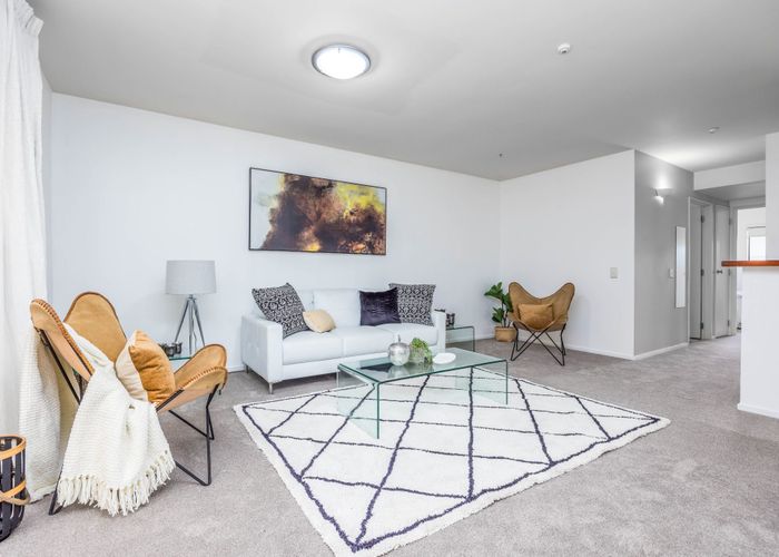  at 15/92 Bush Road, Albany, Auckland