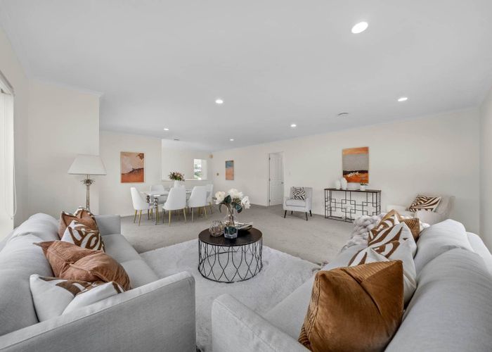  at 8 Sherwood Grove, Browns Bay, North Shore City, Auckland