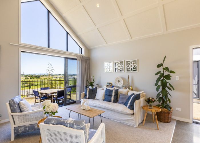  at 75 Oak Road, Poraiti, Napier