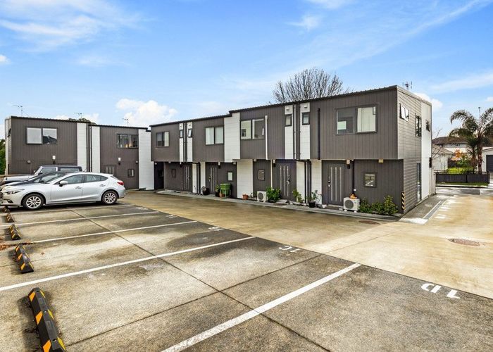  at 1D Shamrock Lane, Te Atatu Peninsula, Waitakere City, Auckland