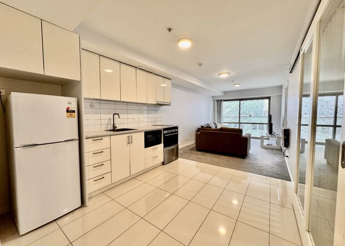  at 402/168 Hobson Street, Auckland Central, Auckland
