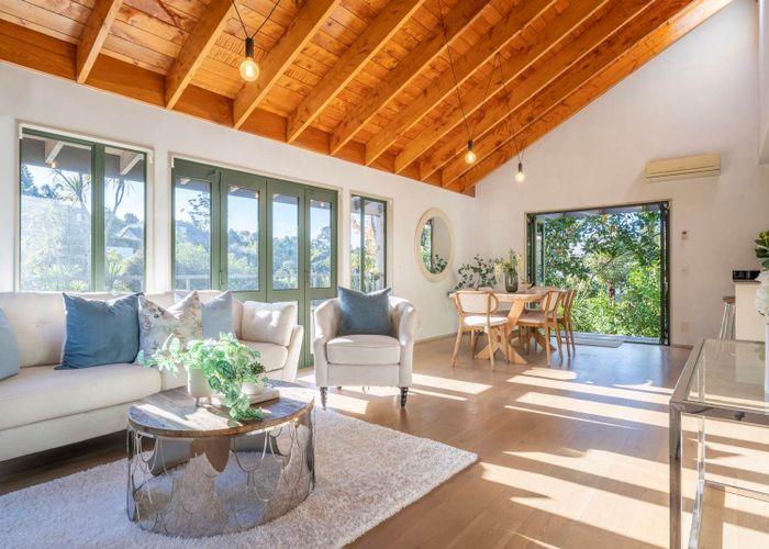  at 6 Tree Fern Trail, Campbells Bay, North Shore City, Auckland