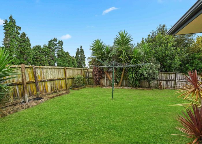  at 14 Corsair Place, Melville, Hamilton