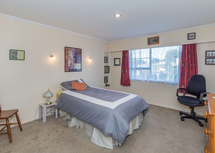  at 7 Rangitane Grove, Waitarere Beach, Levin