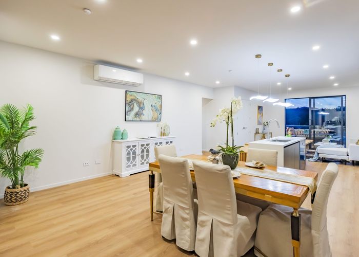  at 10 Monte Cristal Avenue, Swanson, Waitakere City, Auckland