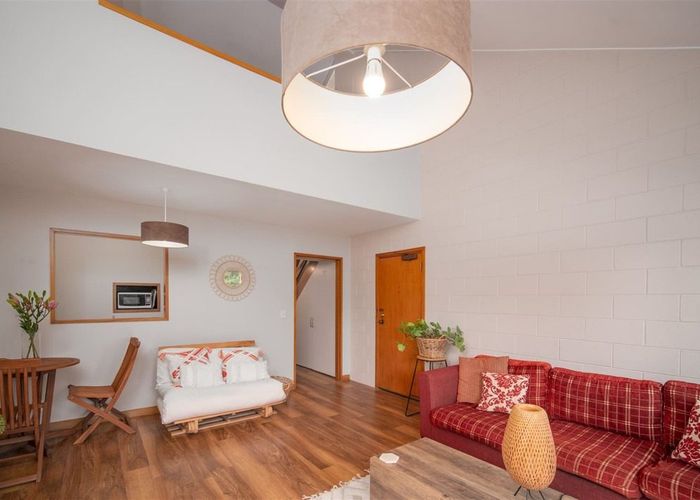 at 2/164 Kilmore Street, Christchurch Central, Christchurch