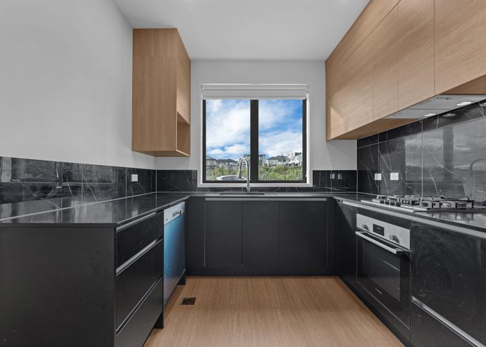  at 20 Karoro Road, Flat Bush, Manukau City, Auckland