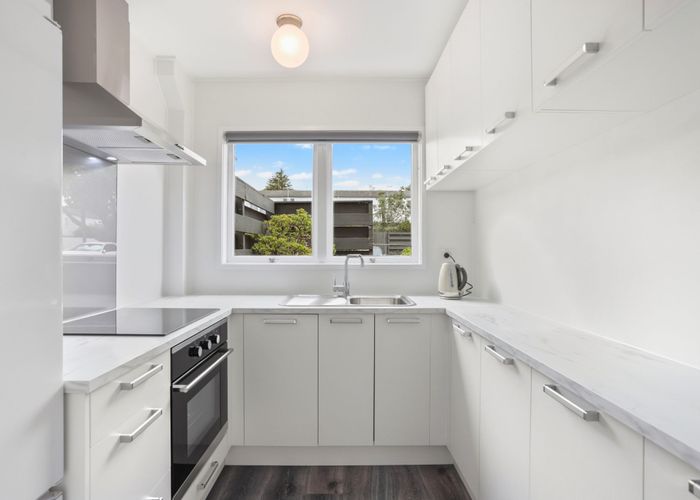  at 24/111 Melrose Road, Mount Roskill, Auckland