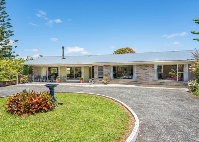  at 2103 State Highway 1, Kaiwaka, Kaiwaka