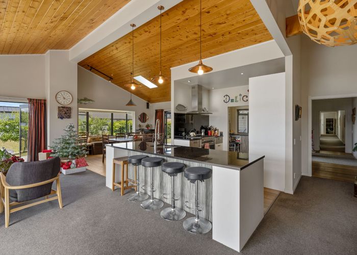  at 32 Kuiwai Drive, Rainbow Point, Taupo