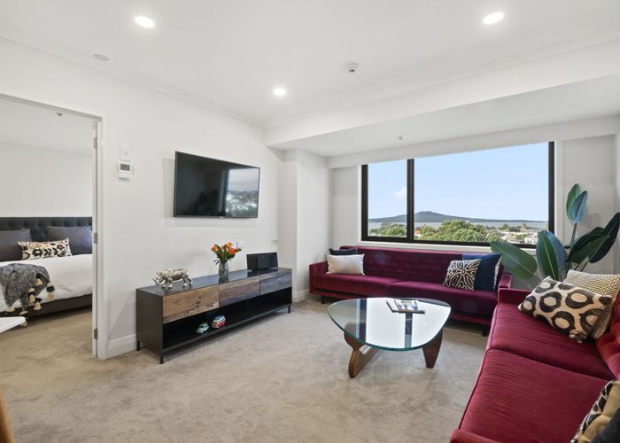  at 9-17 Byron Avenue, Takapuna, North Shore City, Auckland