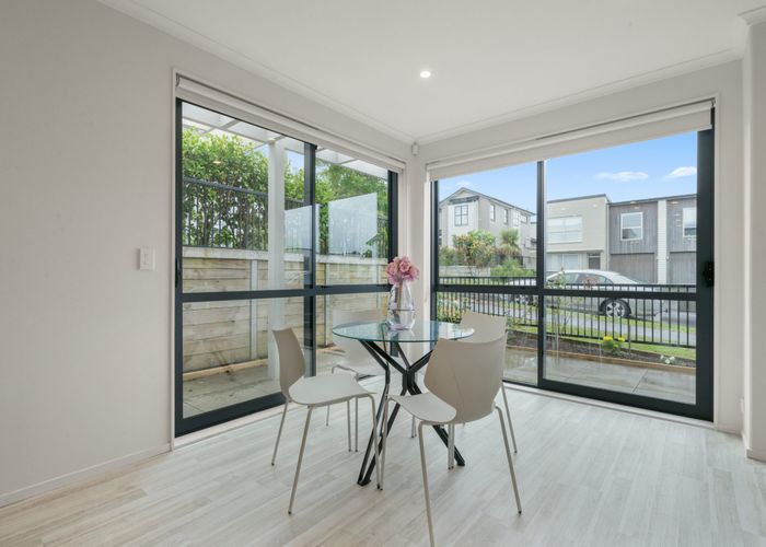  at 12 Matairangi Avenue, Totara Heights, Auckland
