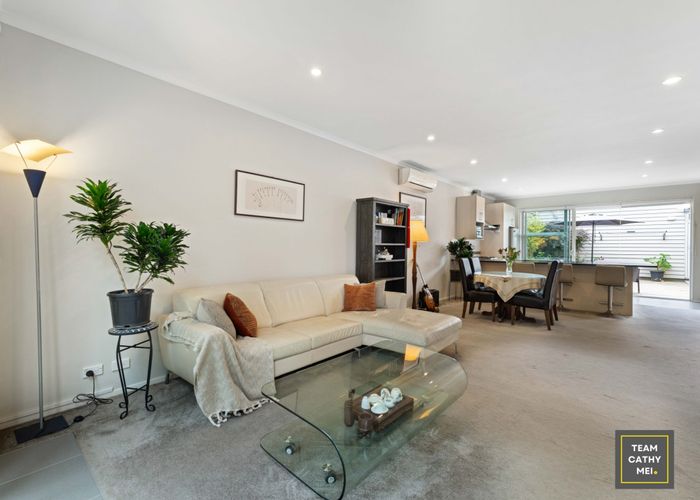  at 15 Hakawai Avenue, Takanini, Papakura, Auckland