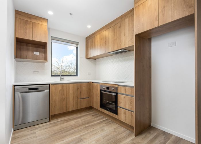  at 302/553C Glenfield Road, Glenfield, North Shore City, Auckland
